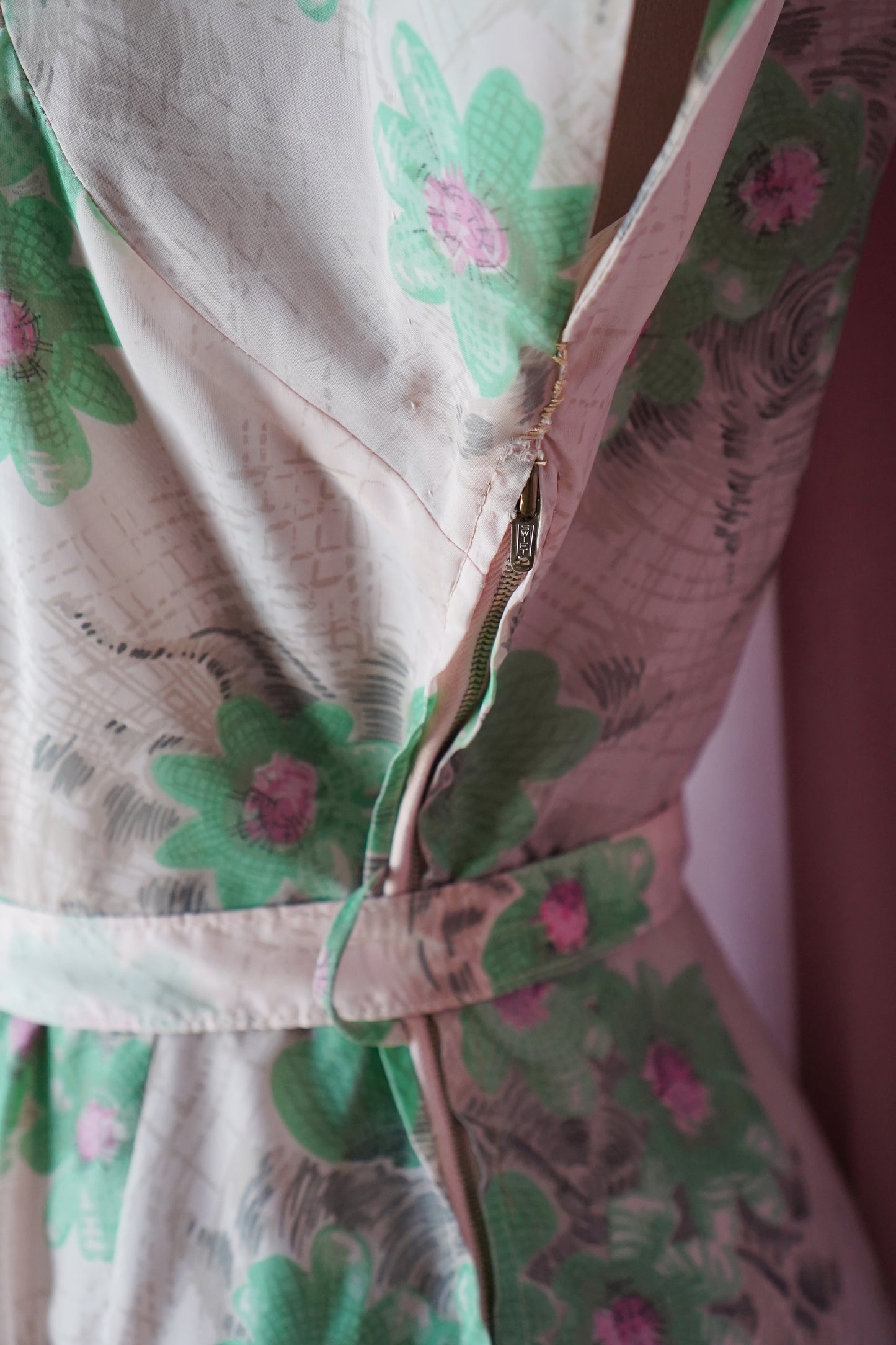 RARE Vintage 1950's Spiderweb Floral Dress