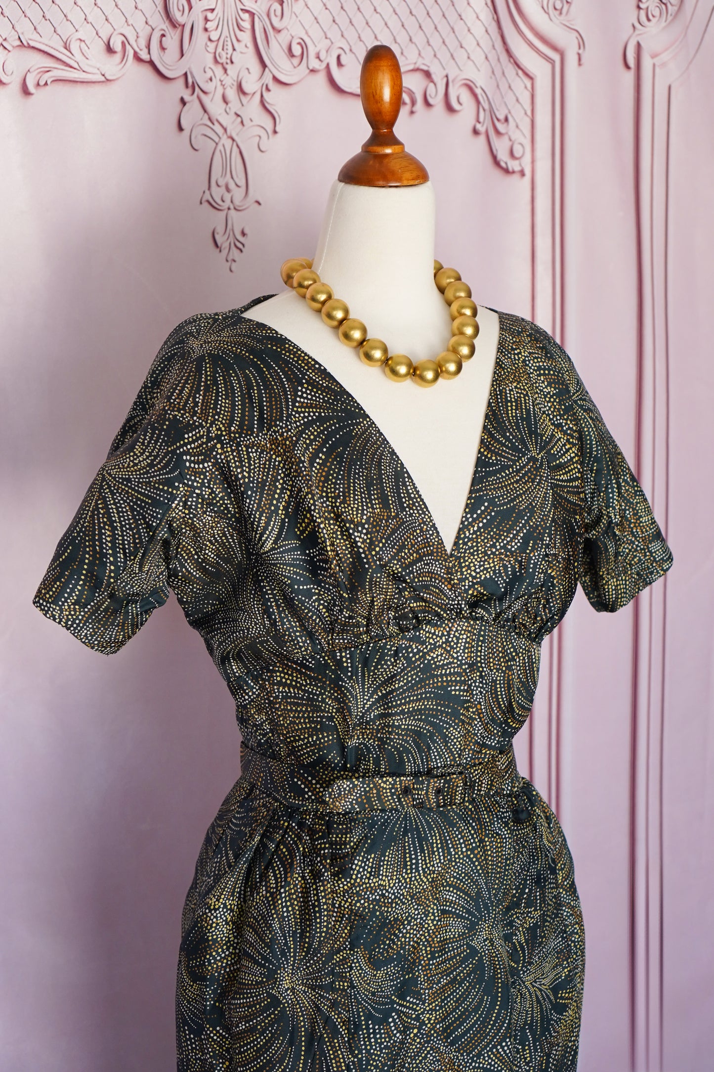 1950s Morton Bregman Fireworks Print Dress + Hooded Shawl (Size Small)