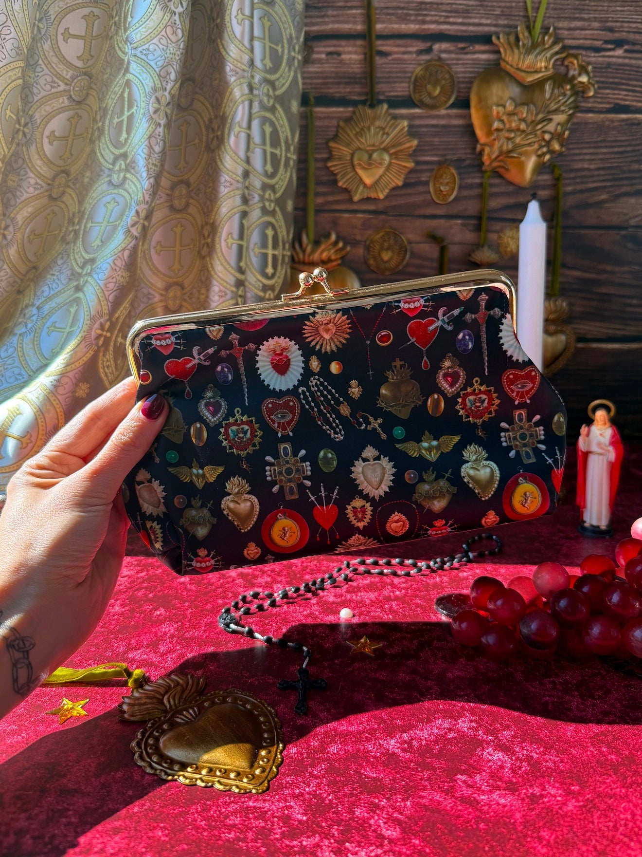Sacred Heart Clutch
