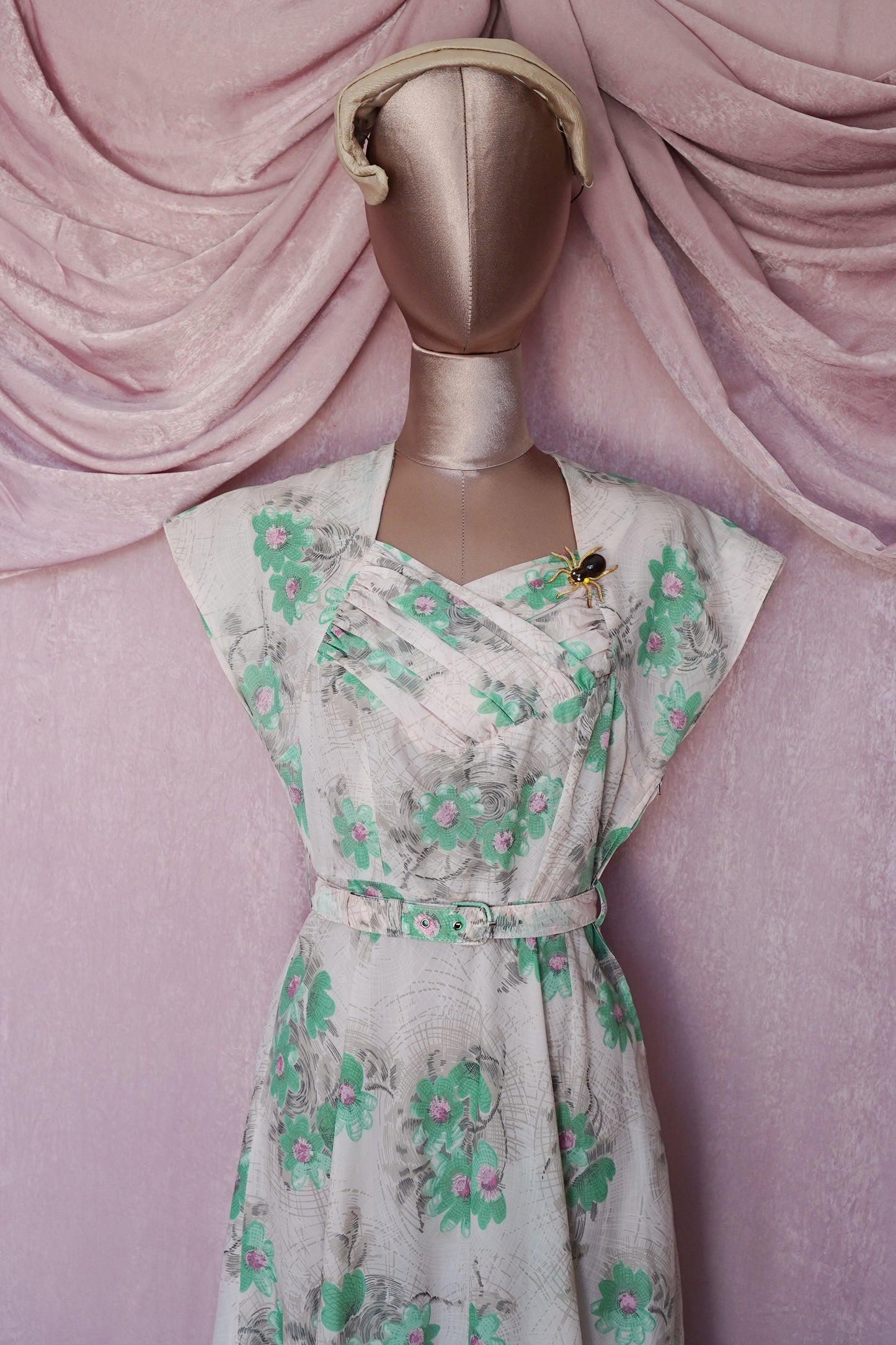 RARE Vintage 1950's Spiderweb Floral Dress Vintage Vandalizm RARE Vintage 1950's Spiderweb Floral Dress Vintage Vandalizm