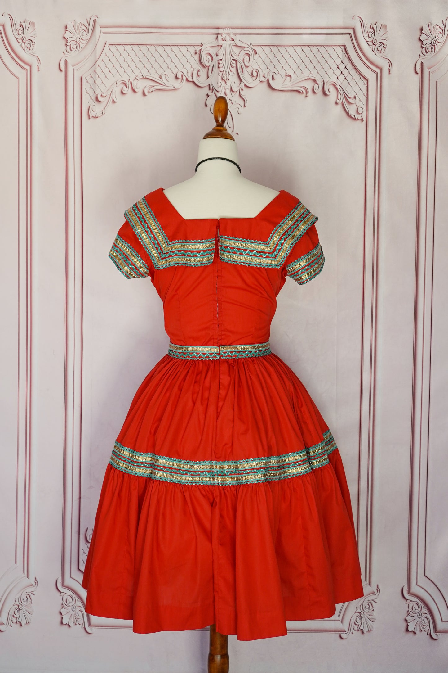 1950s Red, Turquoise, & Gold Patio Set (Size S/M)