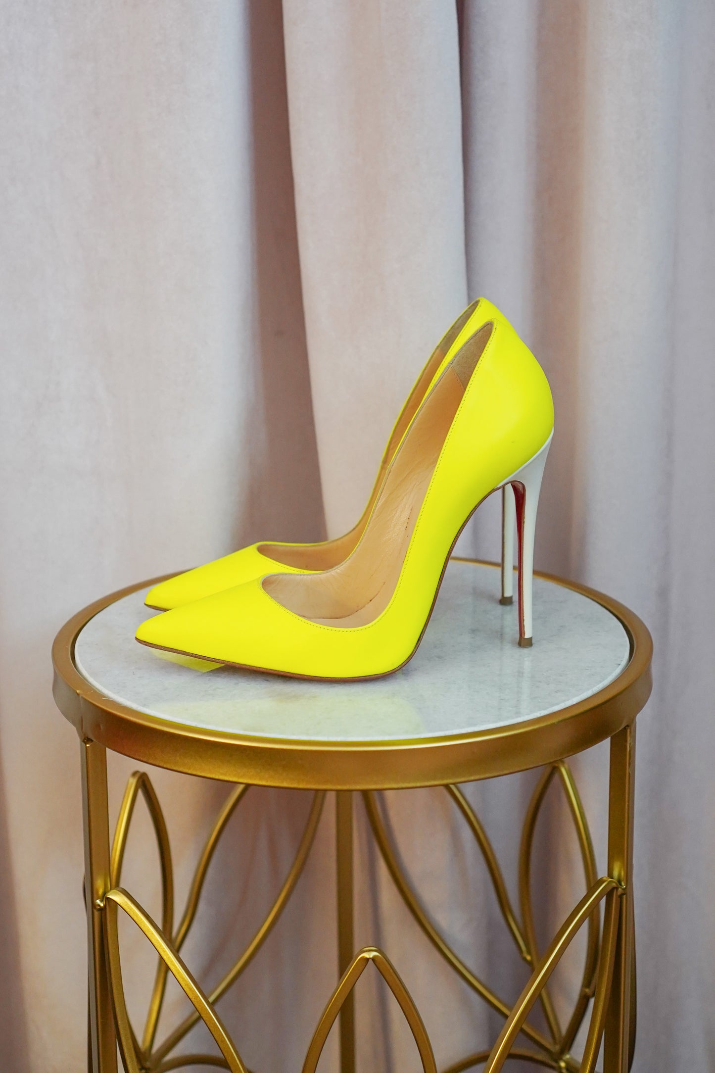 Christian Louboutin Pumps So Kate 120 Neon Yellow SZ 35 1/2
