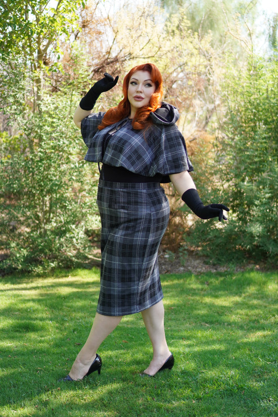 Helena Capelet Set (Black Tartan 4XL) (YARD SALE)